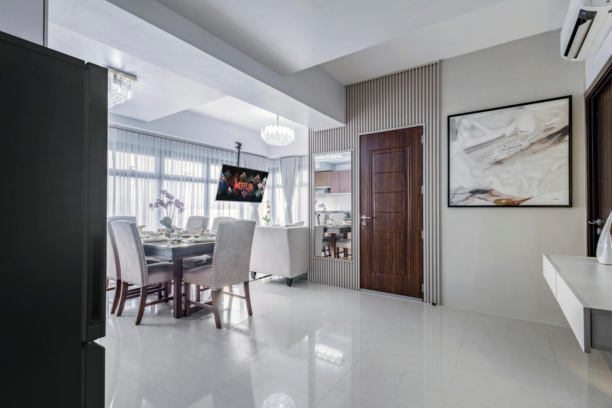 The Radiance Manila Bay Aparthotel Pasay Exterior photo