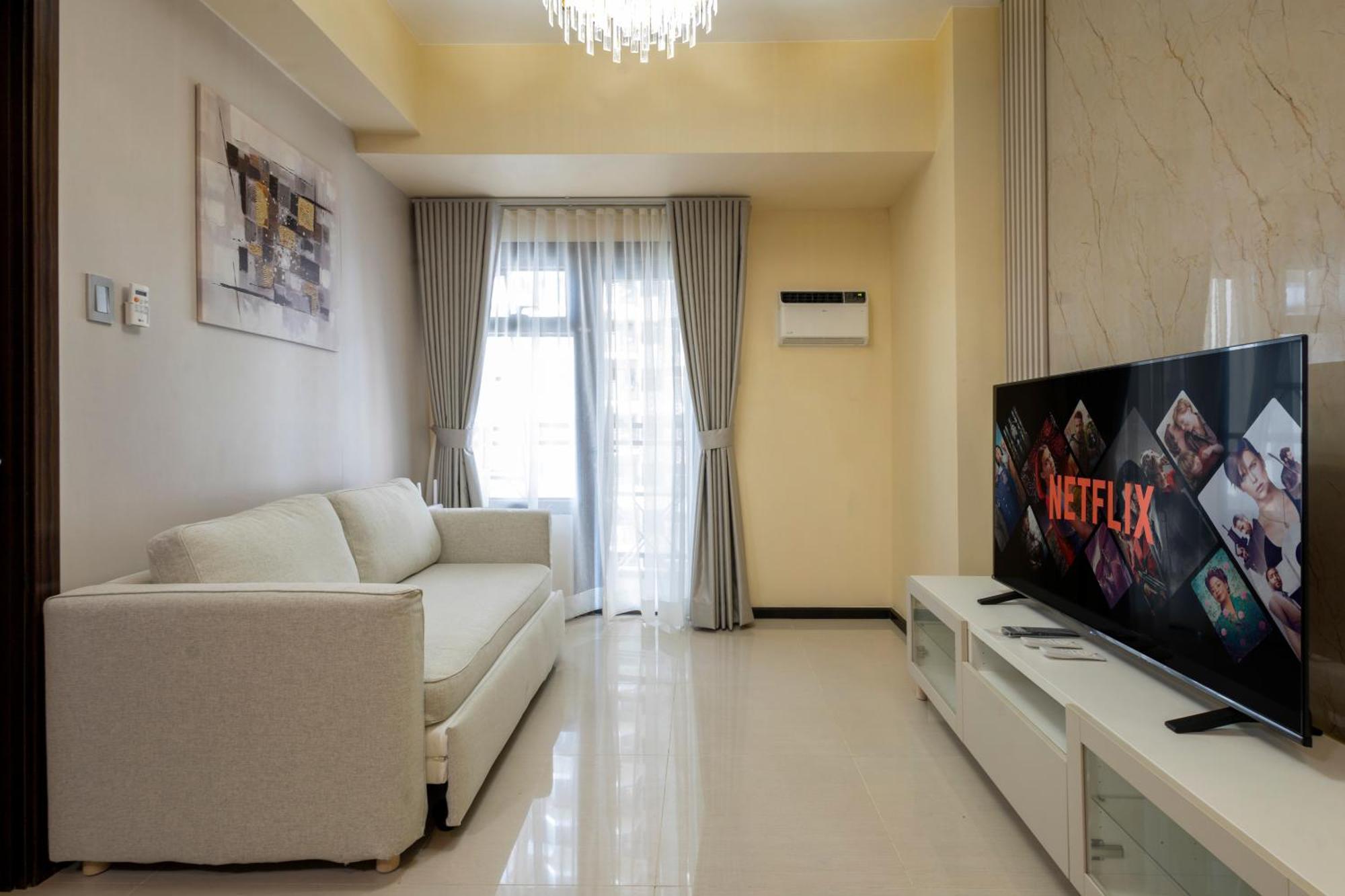 The Radiance Manila Bay Aparthotel Pasay Exterior photo
